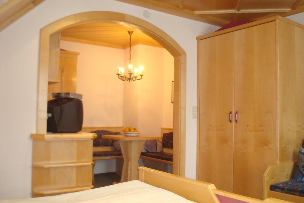 Gaestehaus Moser Ramingstein Room photo