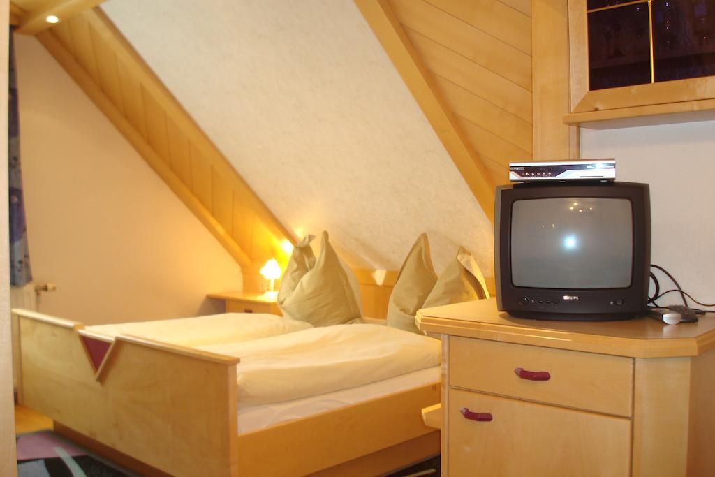 Gaestehaus Moser Ramingstein Room photo